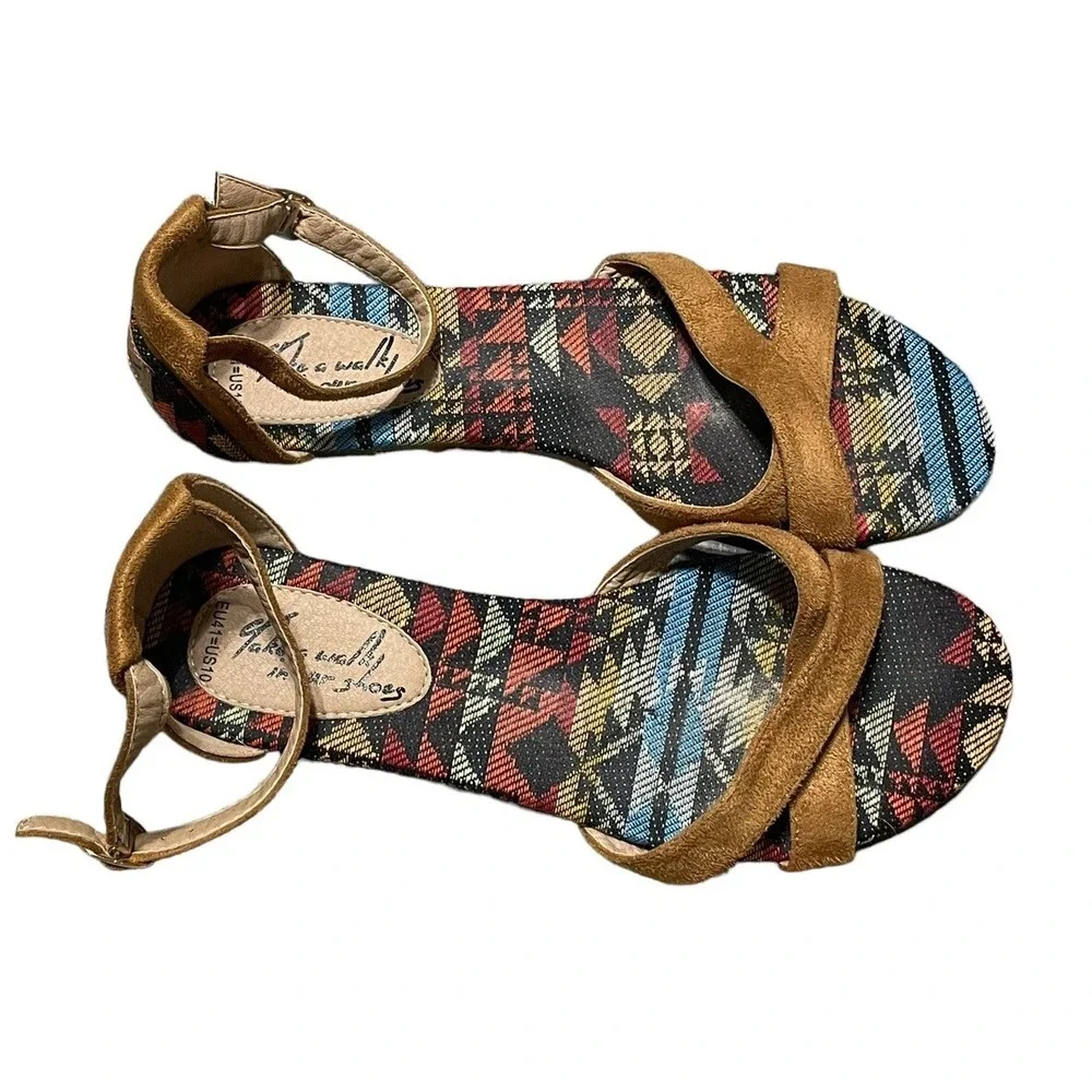 Piranda Walk in Unity Women's 10 Sandals Criss-Cross Ankle Fast‎ Shipping